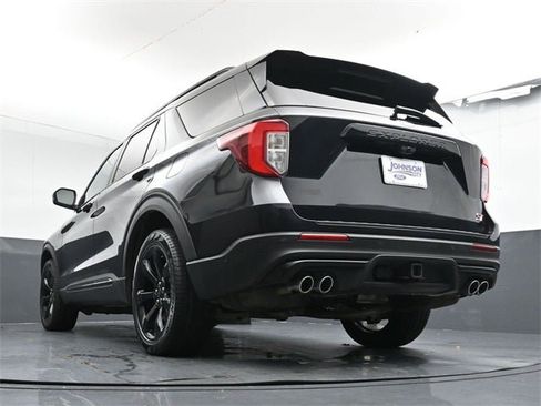 Used 2020 Ford Explorer ST w/ ST Street Pack image 28