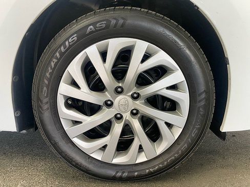 Used 2017 Toyota Corolla LE image 26