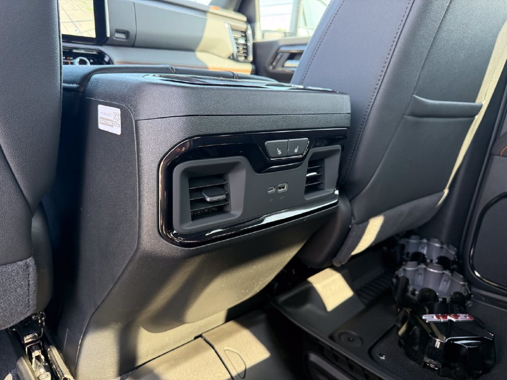 New 2026 GMC Sierra 2500 AT4 w/ AT4 Premium Plus Package AWD/4WD image 25