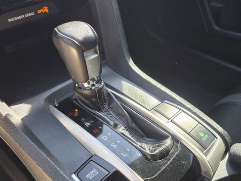 Used 2019 Honda Civic EX image 16