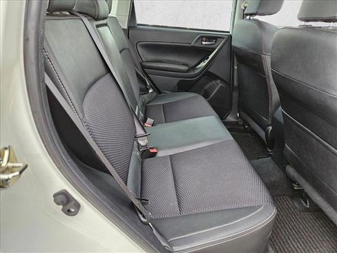 Used 2018 Subaru Forester 2.0XT Premium AWD/4WD image 17