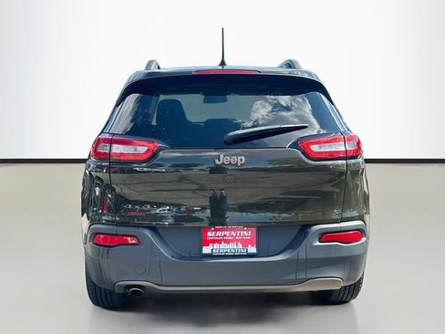 Used 2016 Jeep Cherokee 75th Anniversary AWD/4WD image 7