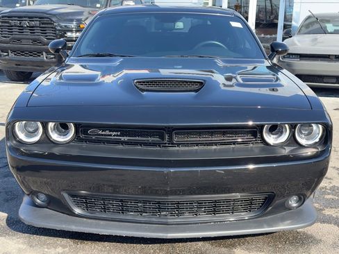 Certified 2022 Dodge Challenger R/T Scat Pack w/ Driver Convenience Group RWD image 2