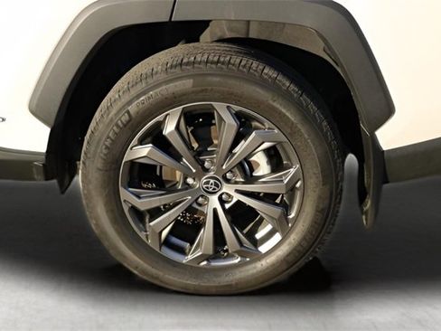 Used 2023 Toyota RAV4 Limited image 8
