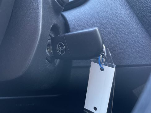 Used 2024 Toyota Corolla LE image 8