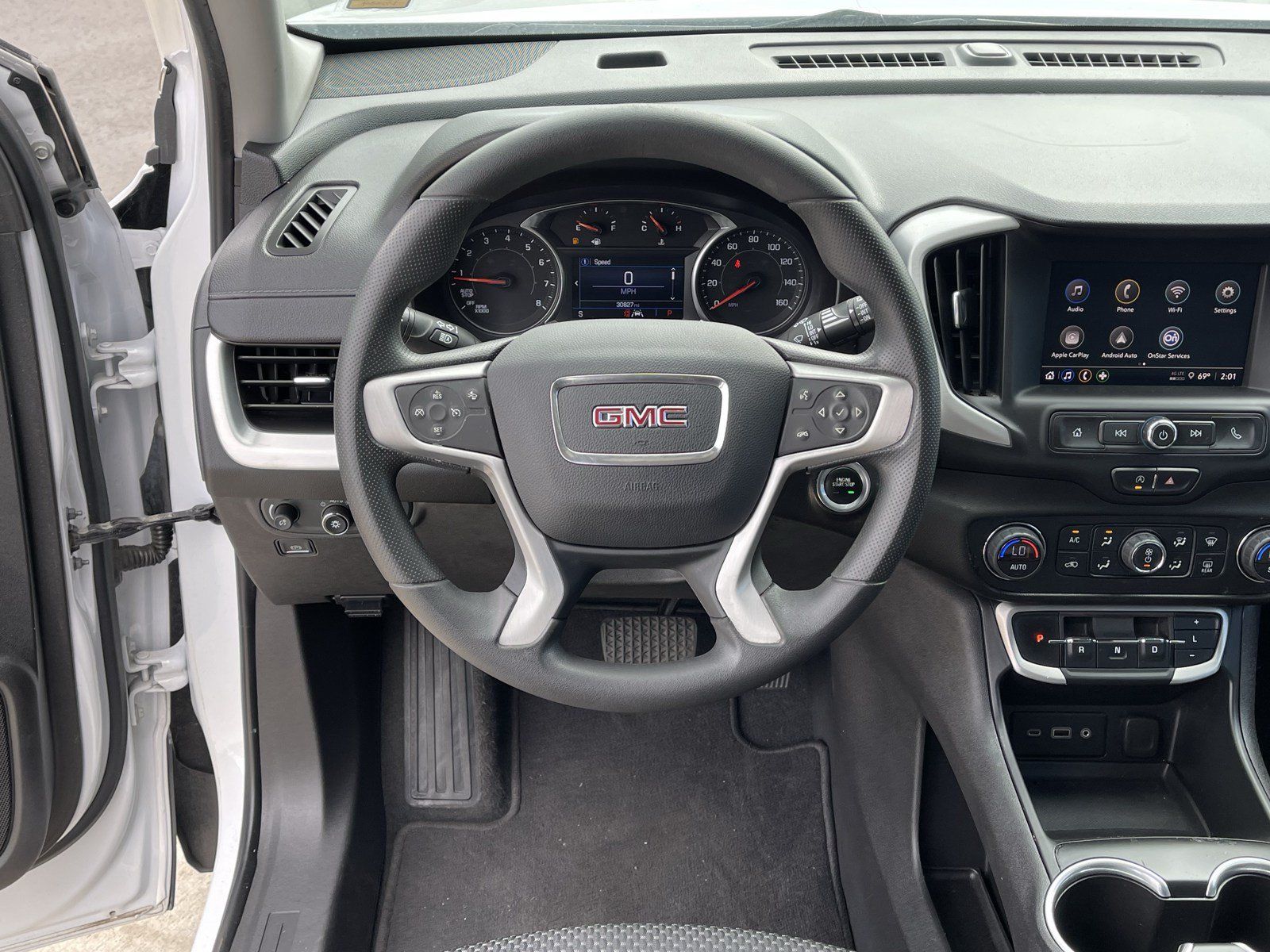 Used 2022 GMC Terrain SLE w/ Driver Convenience Package AWD/4WD image 13