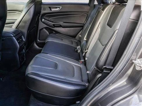 Used 2019 Ford Edge Titanium w/ Equipment Group 301A image 24