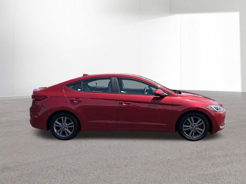 Used 2018 Hyundai Elantra SEL w/ Cargo Package FWD image 9