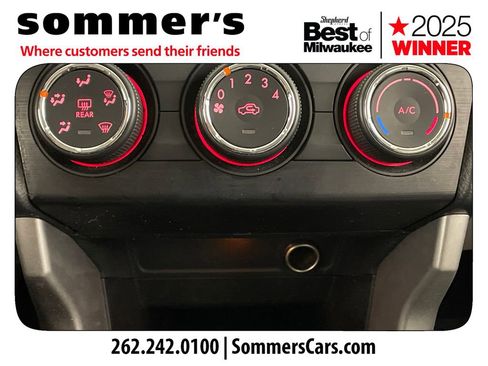 Used 2015 Subaru Forester 2.5i Premium w/ All-Weather Package image 16