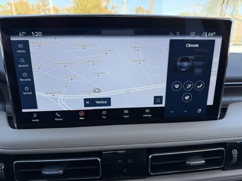 Used 2023 Lincoln Nautilus Reserve w/ Equipment Group 202A image 21