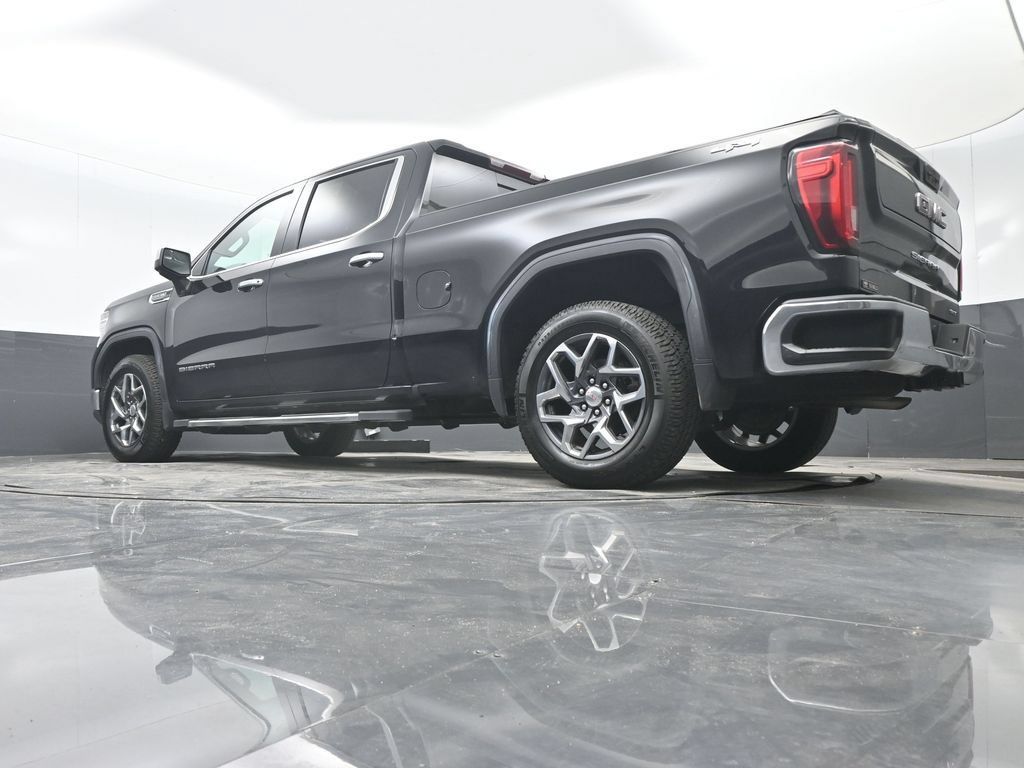 Used 2022 GMC Sierra 1500 SLT w/ SLT Convenience Package AWD/4WD image 28