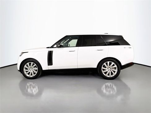 Certified 2023 Land Rover Range Rover SE image 8