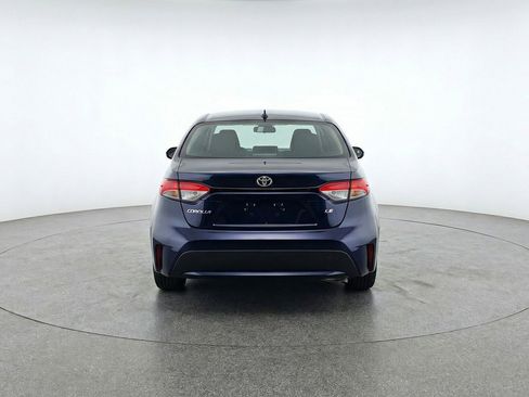 Used 2025 Toyota Corolla LE FWD image 7