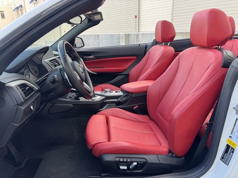 Used 2017 BMW 230i Convertible image 14