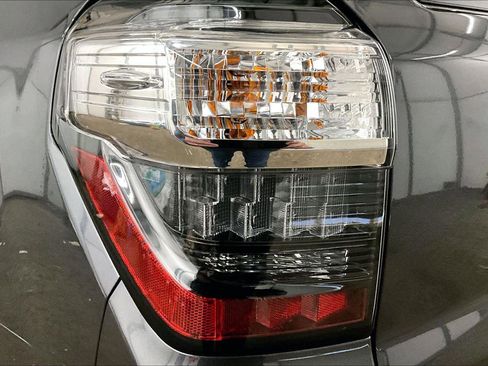 Used 2023 Toyota 4Runner SR5 Premium image 28