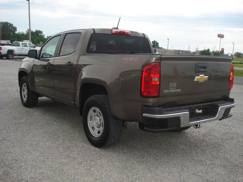 Used 2016 Chevrolet Colorado W/T w/ WT Convenience Package AWD/4WD image 6