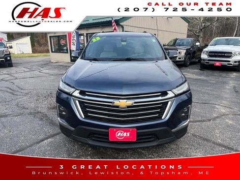 Used 2022 Chevrolet Traverse LT image 9