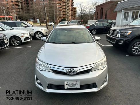 Used 2012 Toyota Camry XLE image 5