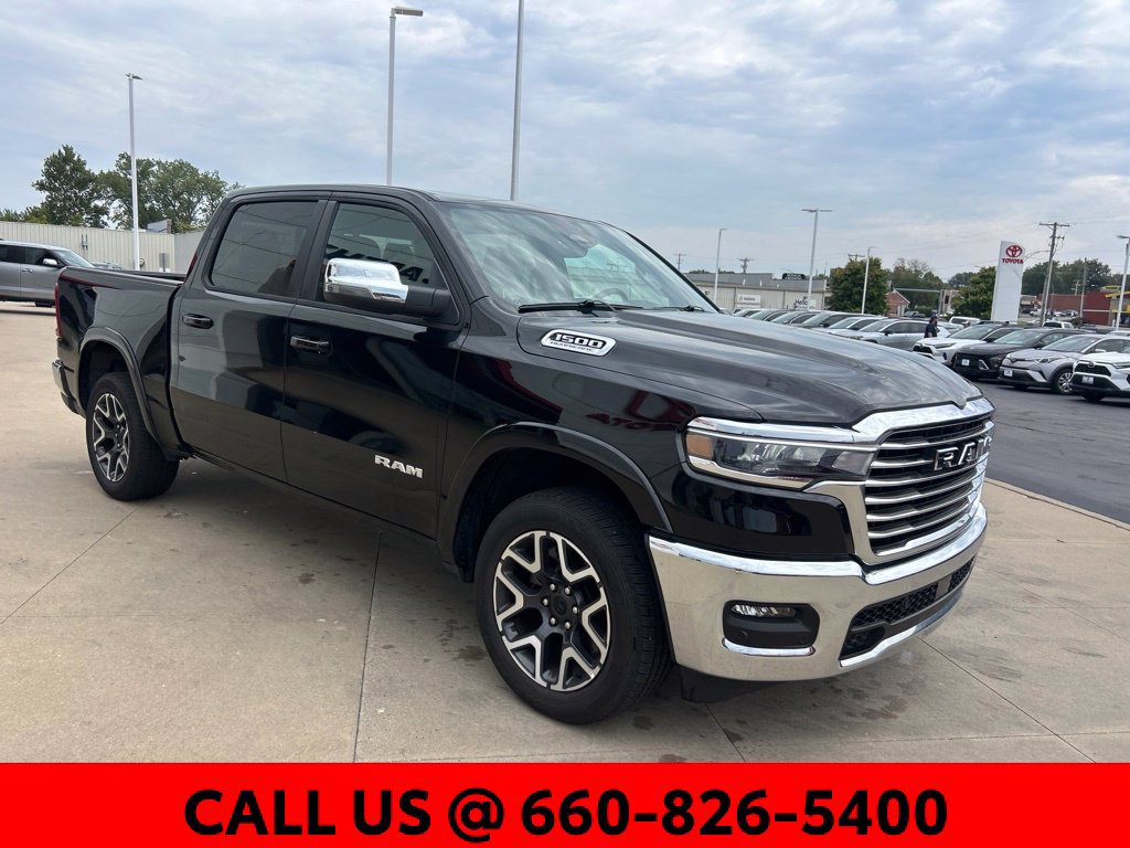 Used 2026 RAM 1500 Laramie AWD/4WD image 4