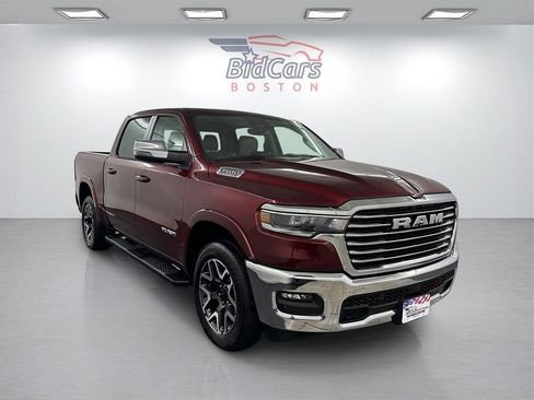 Used 2025 RAM 1500 Laramie image 3