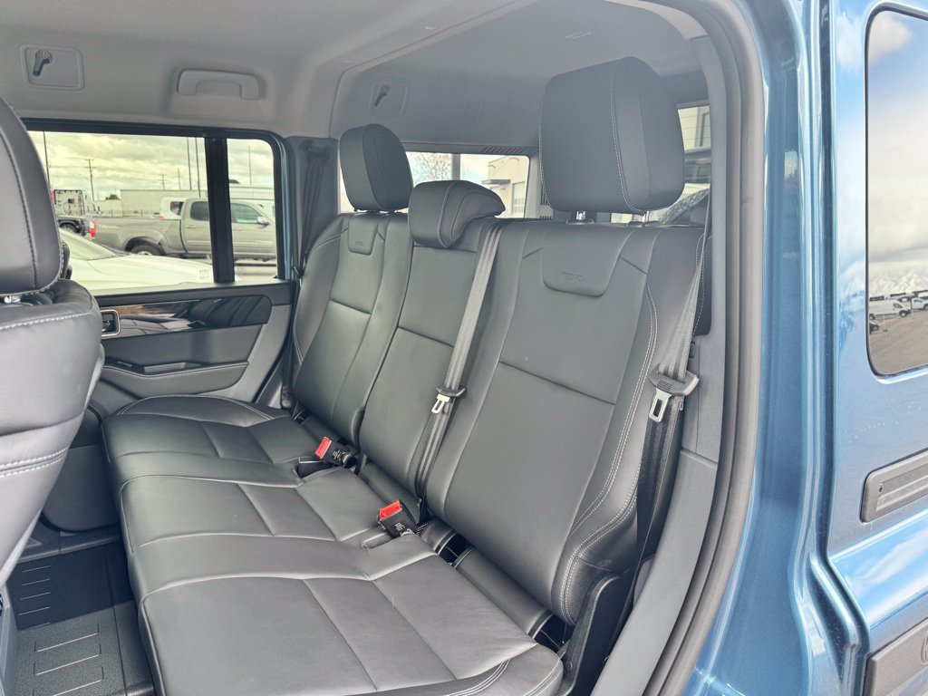 Used 2024 INEOS Grenadier Station Wagon AWD/4WD image 10