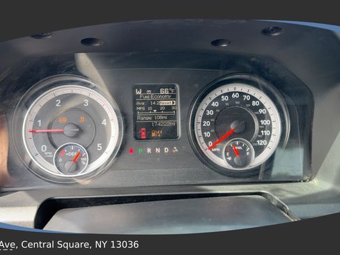 Used 2015 RAM 3500 Tradesman w/ Chrome Appearance Group AWD/4WD image 9