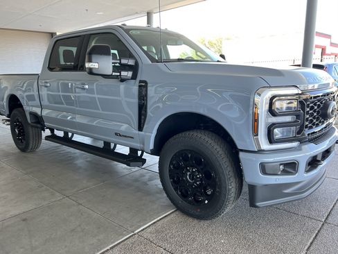 New 2026 Ford F250 Lariat w/ Black Appearance Package image 3