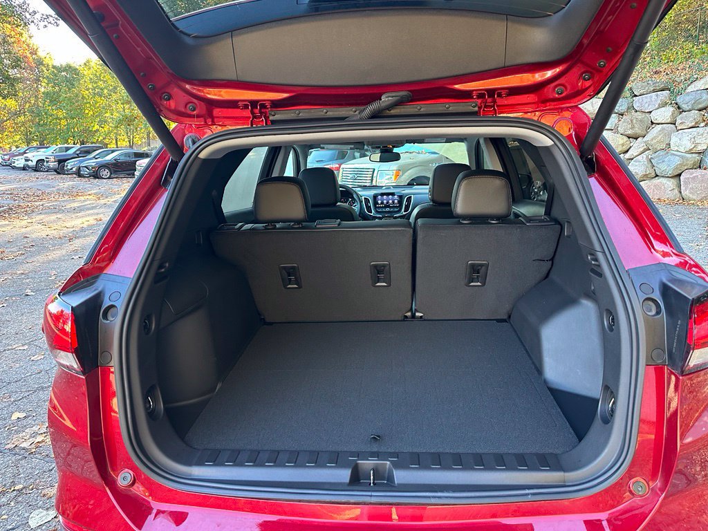 Used 2024 Chevrolet Equinox Premier FWD image 28