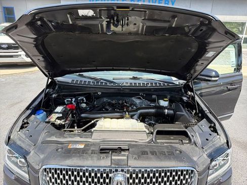 Used 2023 Lincoln Navigator Reserve AWD/4WD image 25