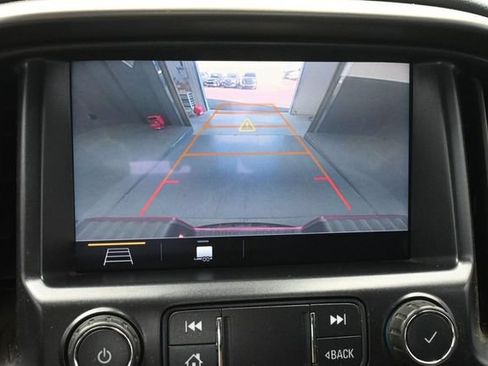 Used 2021 Chevrolet Colorado Z71 w/ Safety Package AWD/4WD image 44