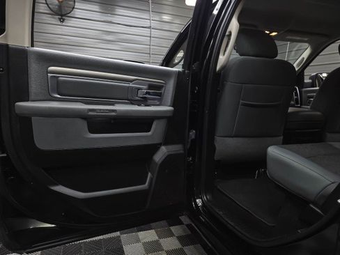 Used 2019 RAM 1500 Big Horn AWD/4WD image 33
