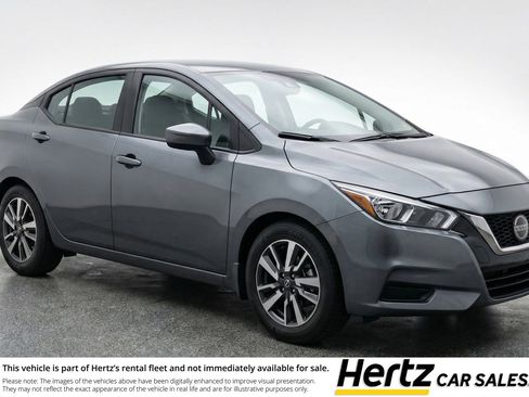 Used 2025 Nissan Versa SV image 1
