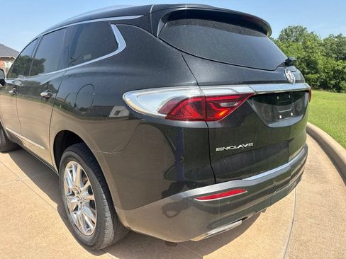 Used 2023 Buick Enclave Essence w/ Experience Buick Package FWD image 3
