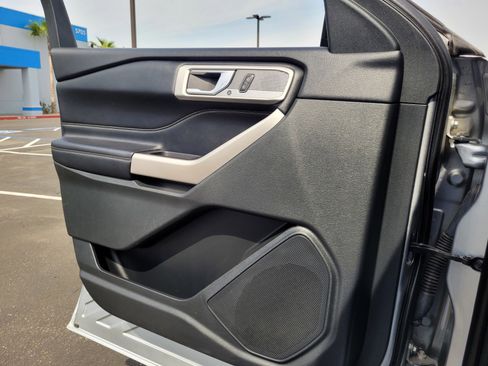 Used 2023 Ford Explorer Limited RWD image 25