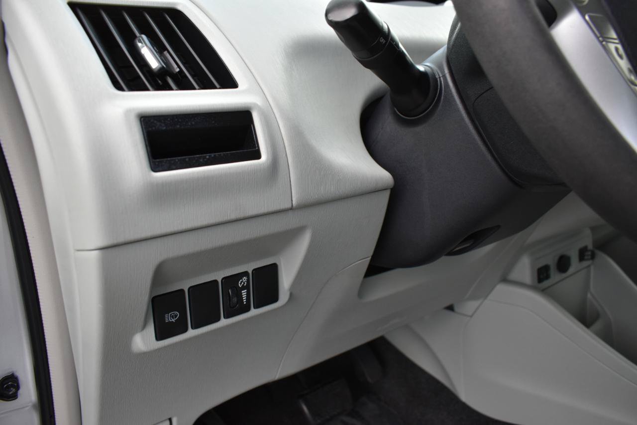 Used 2012 Toyota Prius V Five FWD image 42