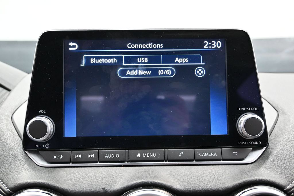Used 2024 Nissan Sentra SV FWD image 32