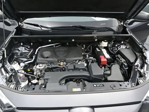 Used 2023 Toyota RAV4 LE FWD image 16