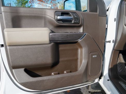 Used 2020 Chevrolet Silverado 2500 LTZ image 18