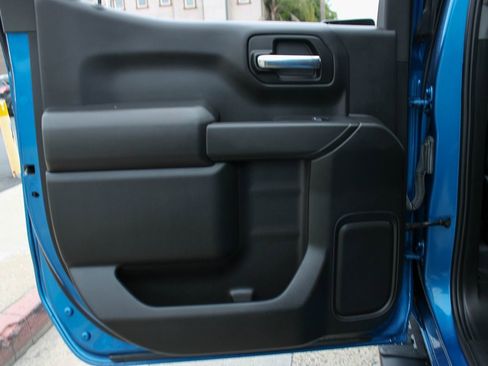 Used 2022 Chevrolet Silverado 1500 Custom image 42