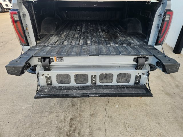 Used 2024 GMC Sierra 2500 AT4 w/ AT4 Preferred Package AWD/4WD image 34