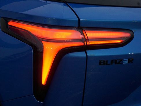 New 2026 Chevrolet Blazer EV SS image 35