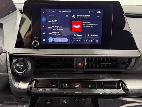 Used 2023 Toyota Prius LE FWD image 22