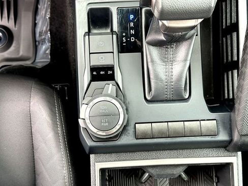 Certified 2025 Toyota Tacoma SR5 w/ SR5 Upgrade Package image 17