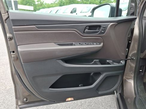 Used 2019 Honda Odyssey EX-L image 17