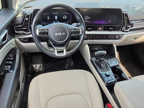 Used 2024 Kia Sportage EX FWD image 14