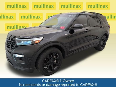 Certified 2023 Ford Explorer ST-Line w/ Class IV Trailer Tow Package image 15