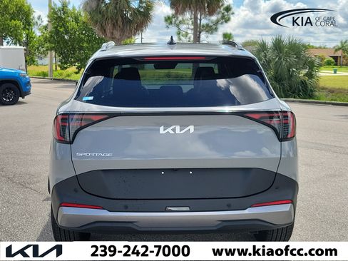 New 2027 Kia Sportage EX FWD image 5