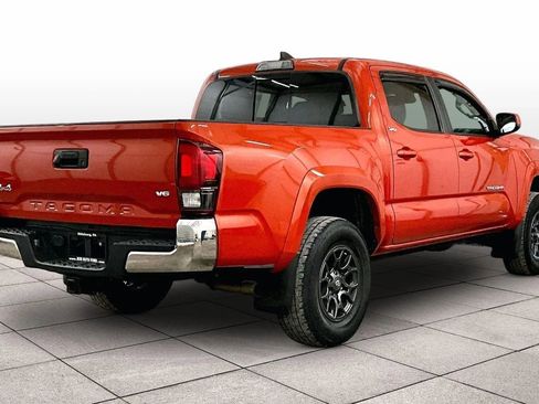 Used 2018 Toyota Tacoma SR5 image 11