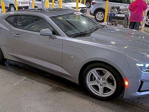 Used 2023 Chevrolet Camaro LT RWD image 5
