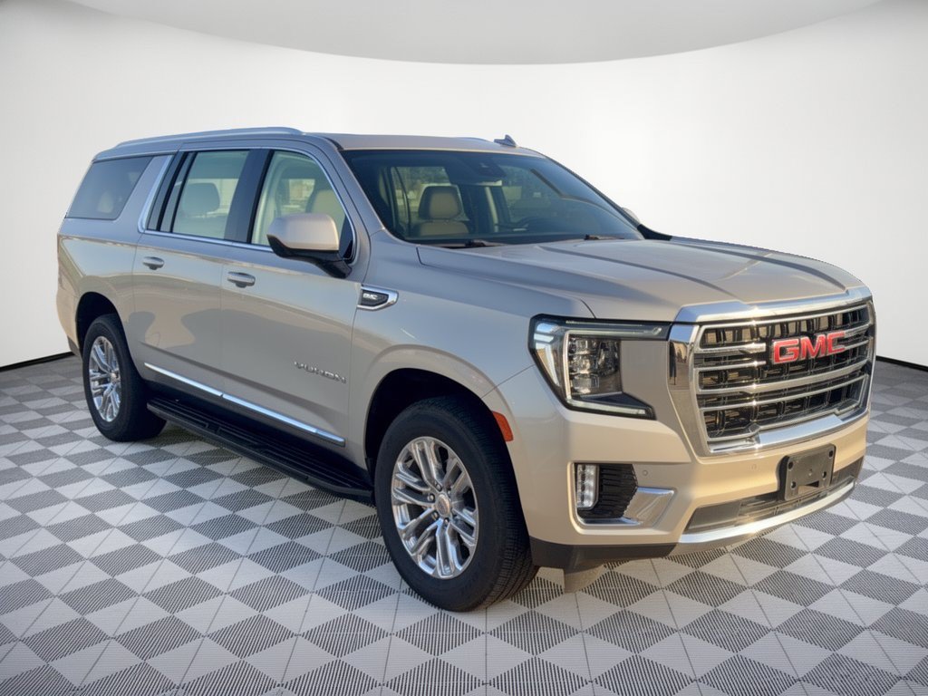 Used 2023 GMC Yukon XL SLT AWD/4WD image 7
